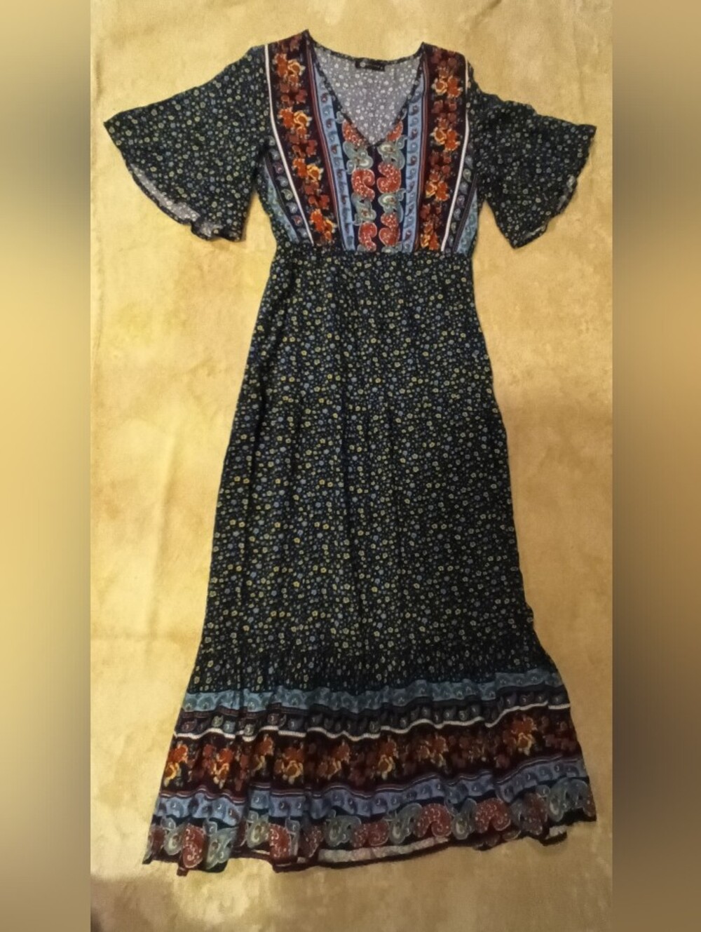 Pretty Garden Boho Floral Maxi Feminine Dress in Navy